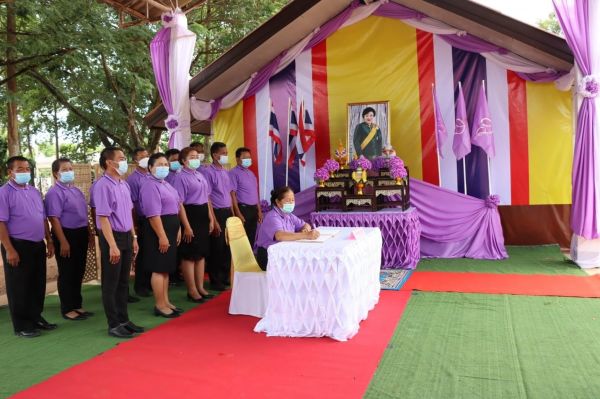 3C7754DF-A159-46D1-A8AB-10EECBC77F3A