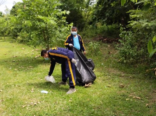 D954B370-7547-44A7-9BF2-D1D67268963B